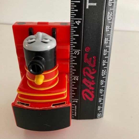 Thomas & Friends James Pullback Racer - Picture 6 of 7